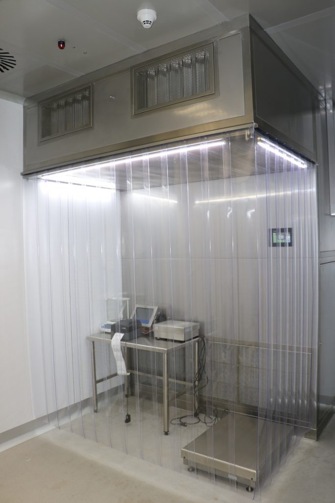 LAMINAR FLOW CABINS for WEIGHING and SAMPLING - Ulpatek
